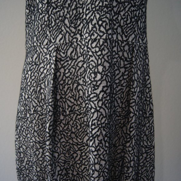 ASOS DRESS SIZE 14 Short Sleeves - Picture 3 of 8